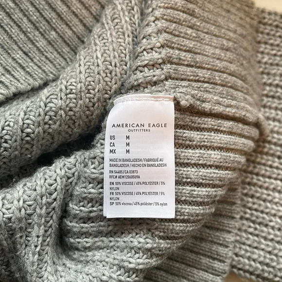American Eagle Turtleneck Sweater Gray Color Block Pullover Comfy Medium Women’s - Picture 9 of 10